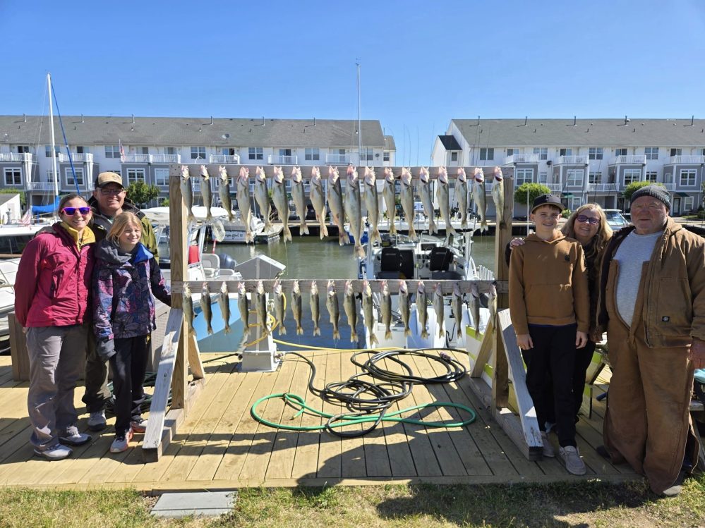 Blue Dolphin Charters Walleye Fishing Report